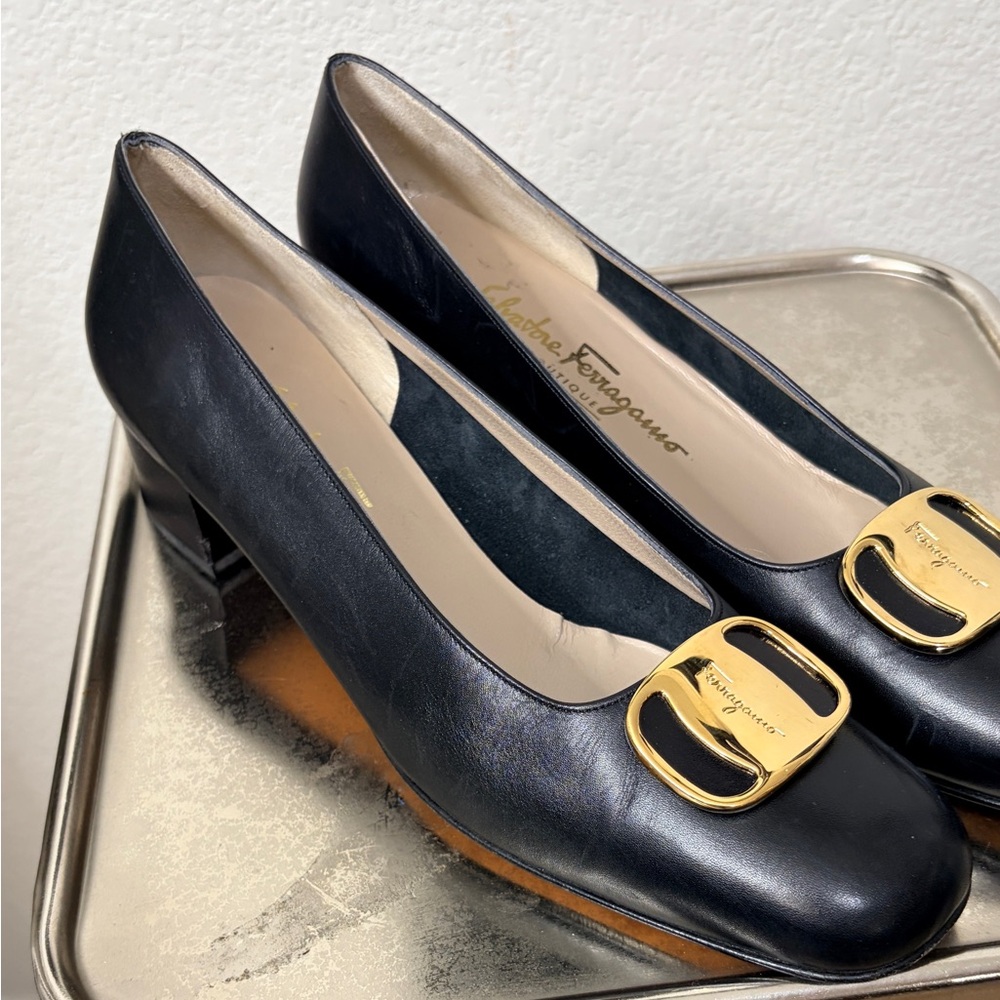 Salvatore Ferragamo Black Heels with Gold Accent 10AA Narrow like new - Picture 2 of 10